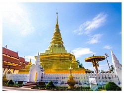 วัดพระธาตุแช่แห้ง