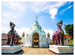 วัดพระธาตุหริภุญชัย วรมหาวิหาร