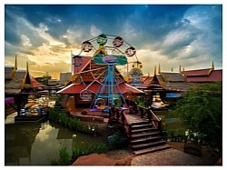 ตลาดน้ำทุ่งบัวชม